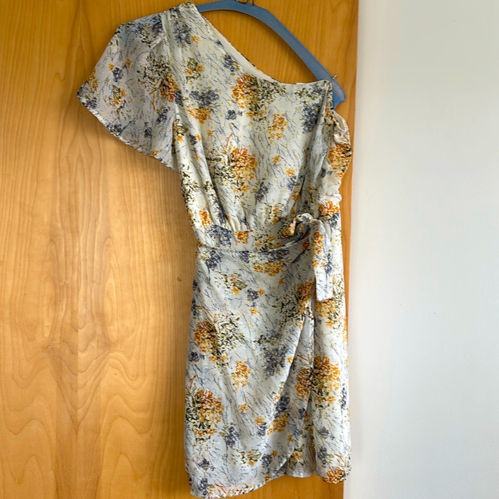 Lulus One Shoulder Floral Dress Size S